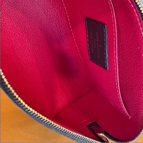 Louis Vuitton Cosmetic Pouch ❤️ - Picture 15 of 16